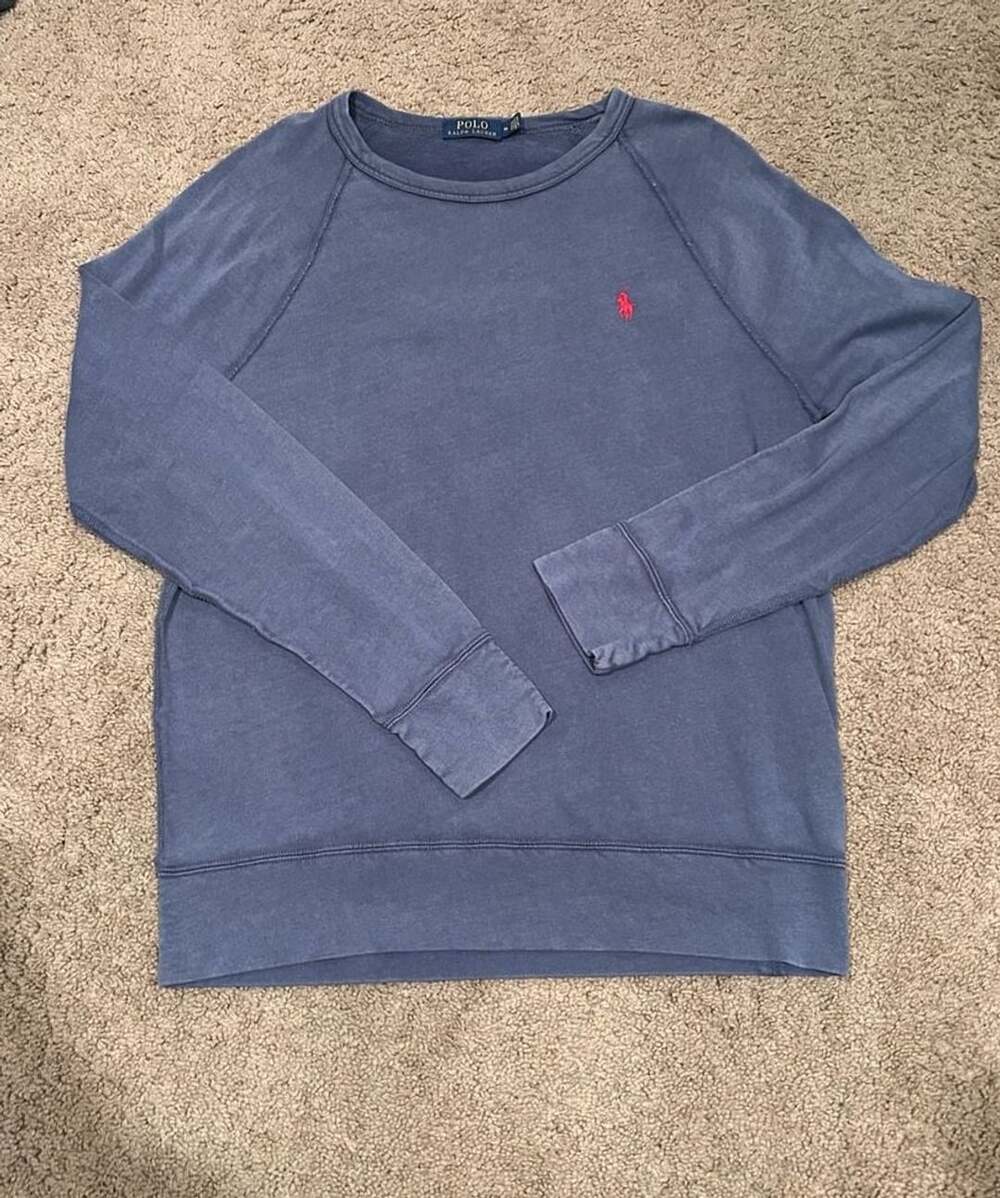 Men’s medium Polo Ralph Lauren Vintage Raglan Crewneck Long Sleeve Red Logo